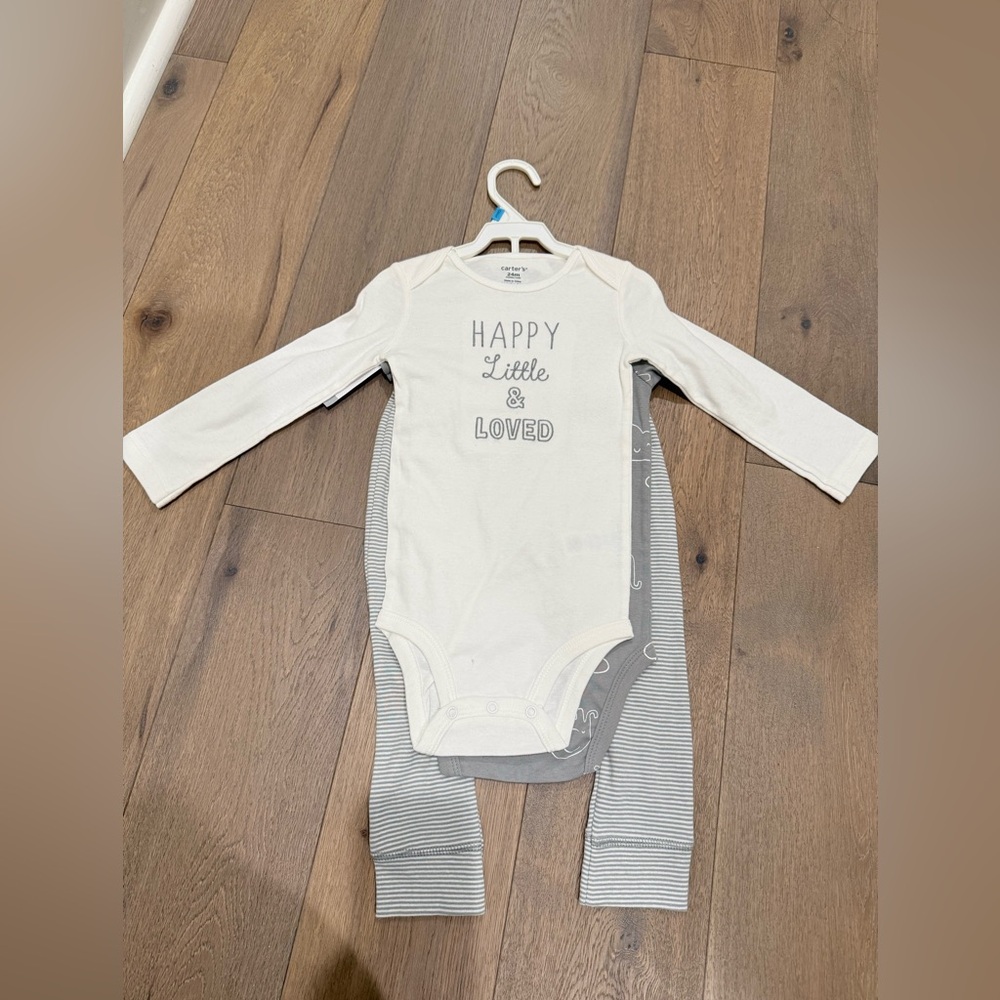 NWT Carter’s White and Gray Baby Onesie Set 24 months